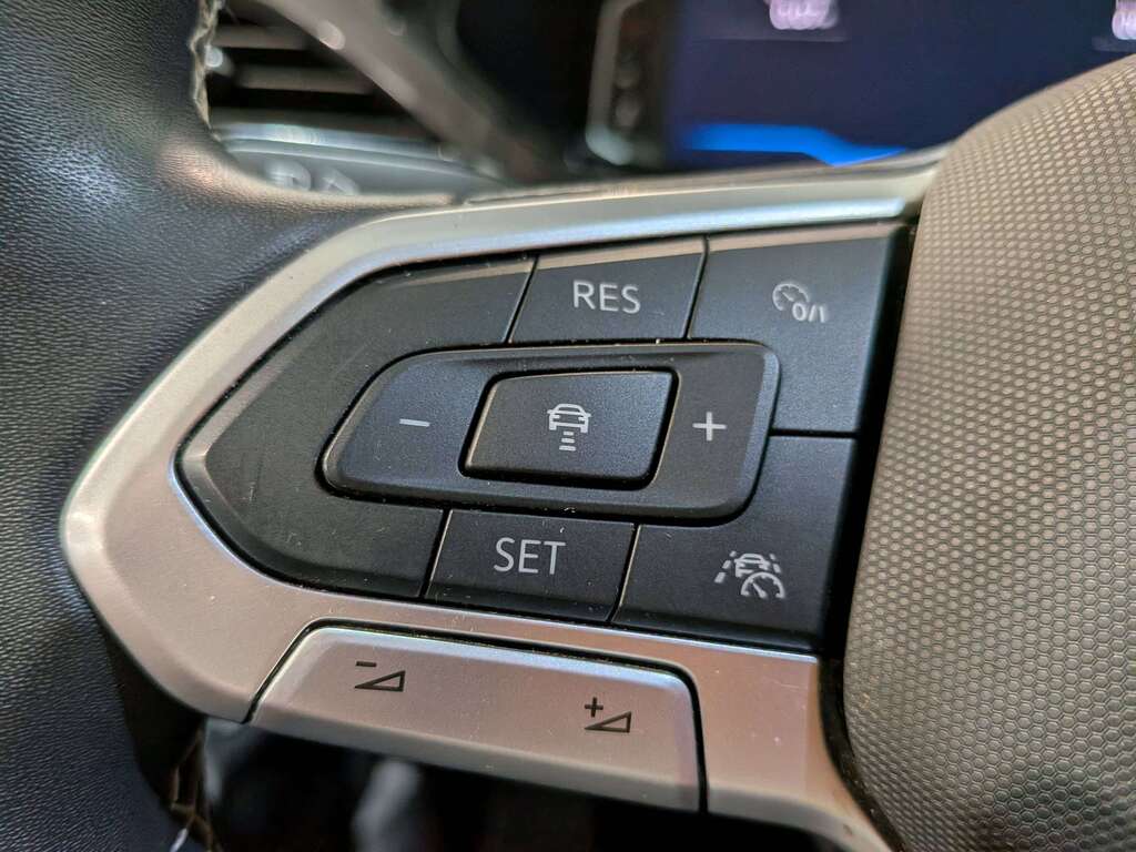 Volkswagen Taos 2024