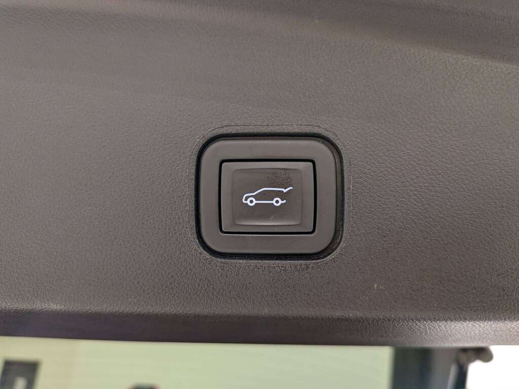 Cadillac LYRIQ 2024