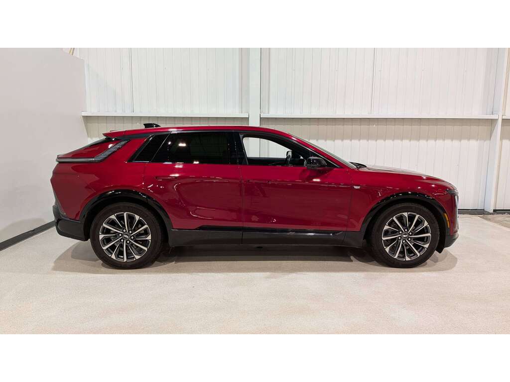 Cadillac LYRIQ 2024