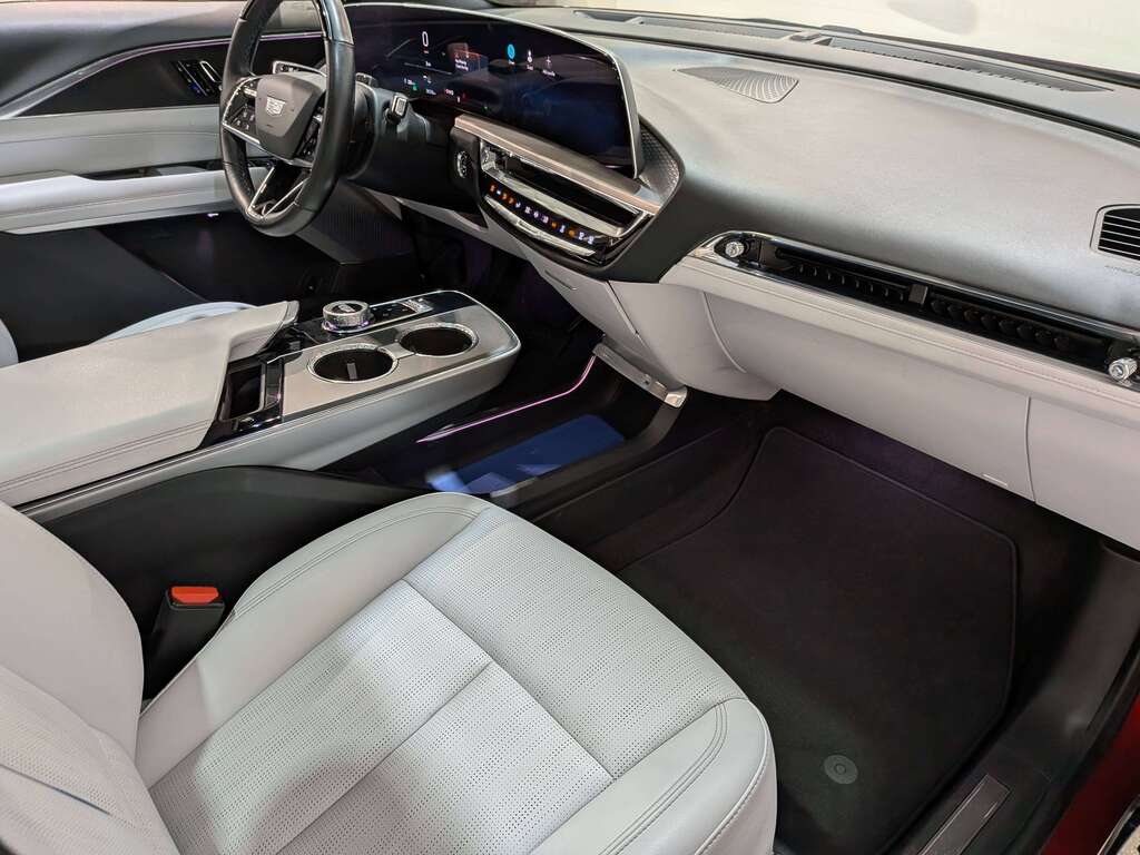 Cadillac LYRIQ 2024
