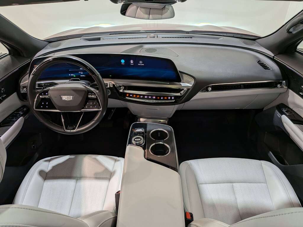 Cadillac LYRIQ 2024