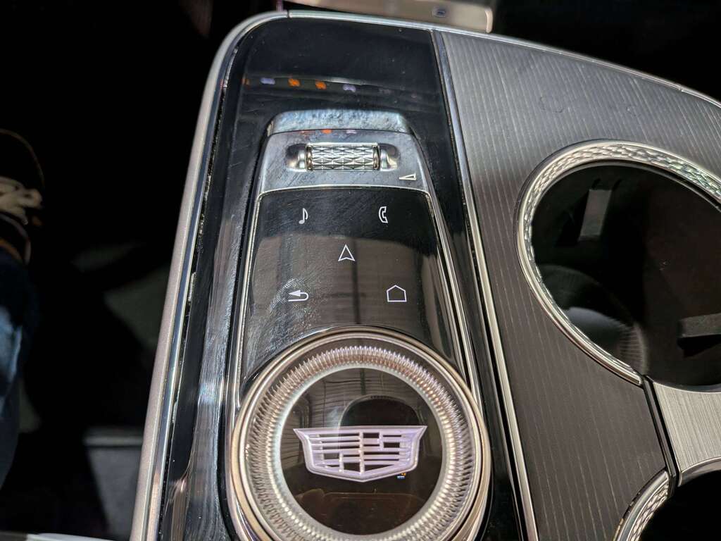 Cadillac LYRIQ 2024