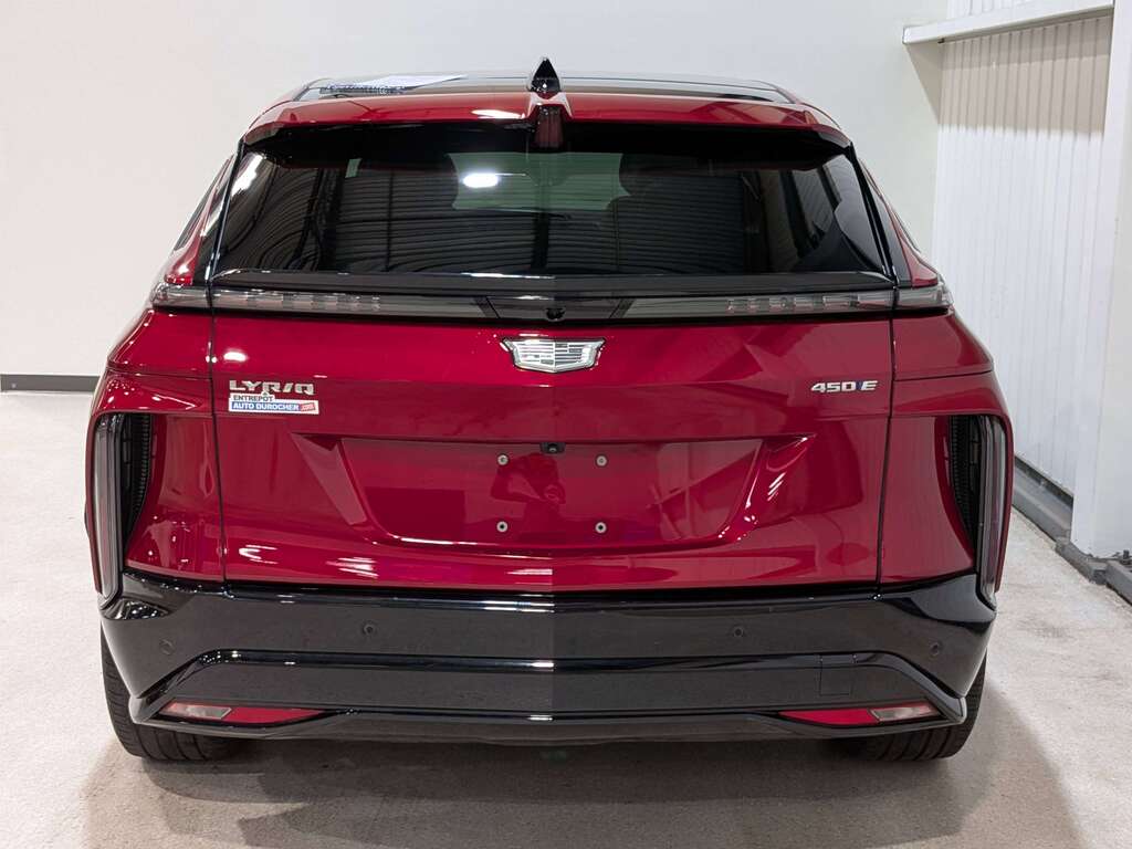 Cadillac LYRIQ 2024