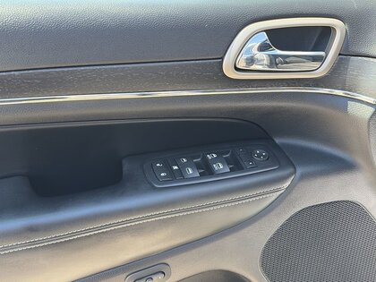 used 2016 Jeep Grand Cherokee car, priced at $20,888