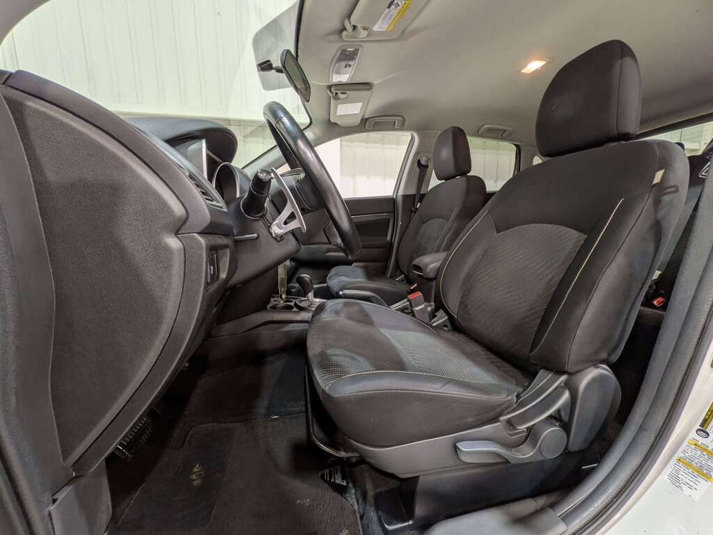 Mitsubishi RVR 2015