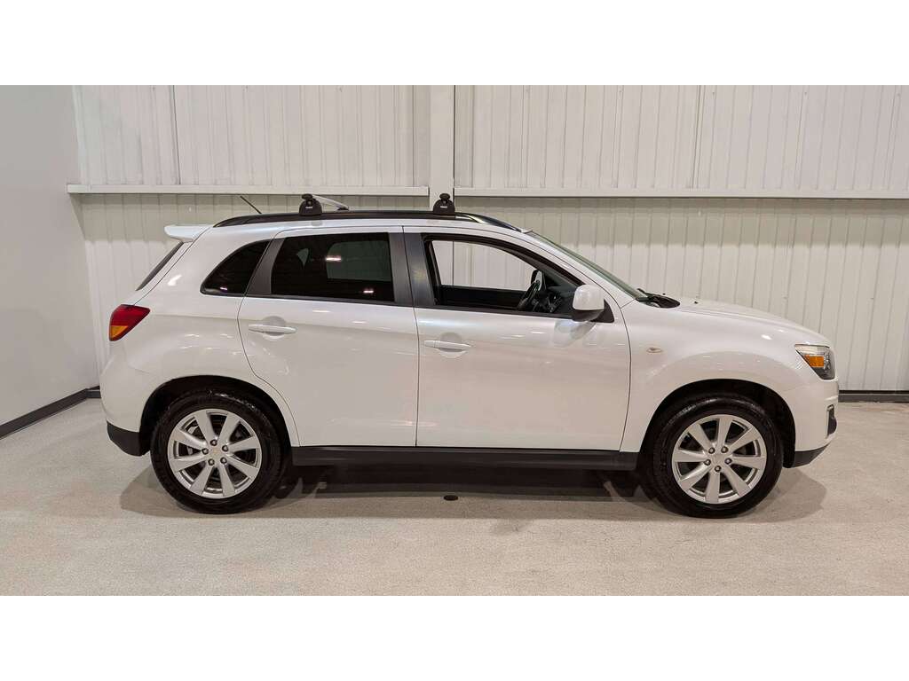 Mitsubishi RVR 2015