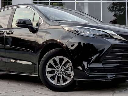 used 2025 Toyota Sienna car, priced at $56,444