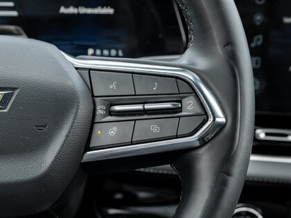 used 2025 Chevrolet Equinox car, priced at $32,894