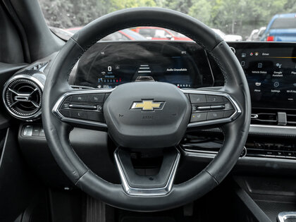 used 2025 Chevrolet Equinox car, priced at $32,894