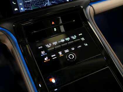 used 2025 Porsche Panamera car, priced at $129,900