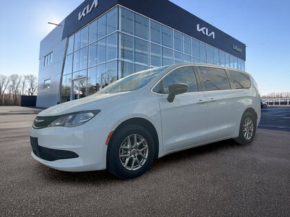 used 2025 Chrysler Grand Caravan car, priced at $33,495
