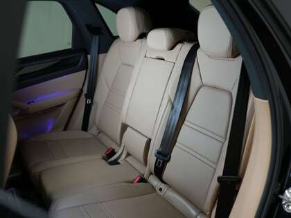 used 2021 Porsche Cayenne car
