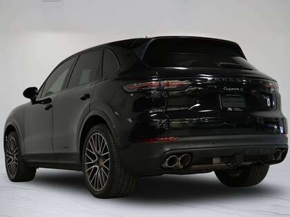 used 2021 Porsche Cayenne car