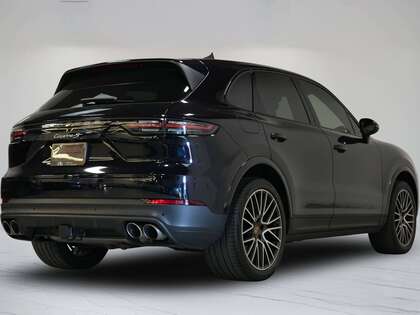 used 2021 Porsche Cayenne car