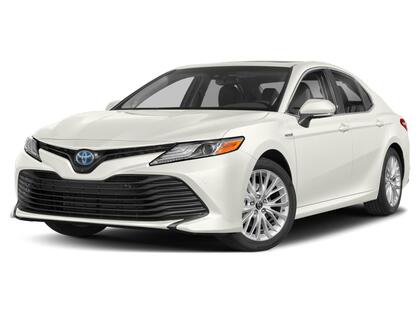 Toyota Camry Hybrid SE FWD