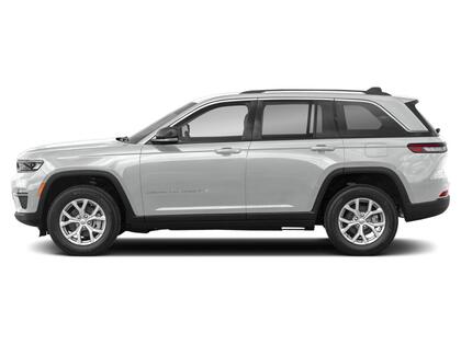 used 2022 Jeep Grand Cherokee car, priced at $41,569