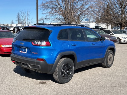 used 2022 Jeep Cherokee car, priced at $40,888