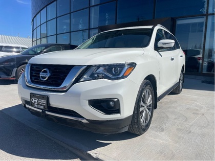 used 2019 Nissan Pathfinder car, priced at $25,885