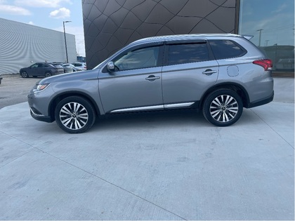 used 2020 Mitsubishi Outlander car, priced at $24,599
