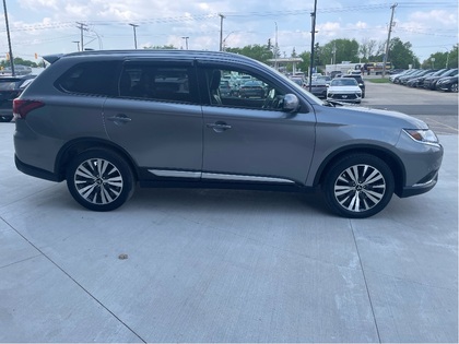 used 2020 Mitsubishi Outlander car, priced at $24,599