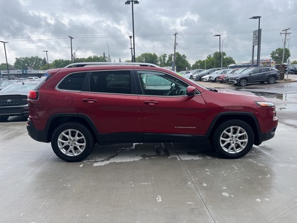 used 2016 Jeep Cherokee car, priced at $19,654