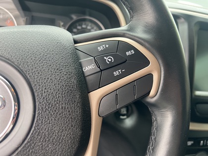 used 2016 Jeep Cherokee car, priced at $19,654