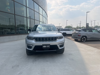 used 2023 Jeep Grand Cherokee car, priced at $40,996