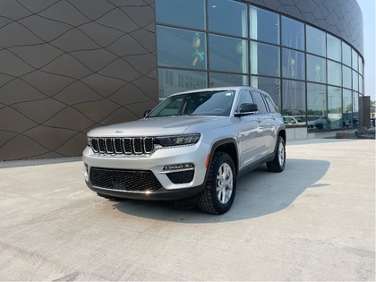 used 2023 Jeep Grand Cherokee car, priced at $40,996