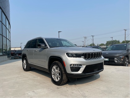 used 2023 Jeep Grand Cherokee car, priced at $40,996