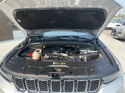 used 2023 Jeep Grand Cherokee car, priced at $40,996