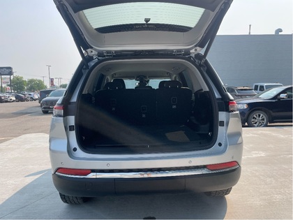 used 2023 Jeep Grand Cherokee car, priced at $40,996