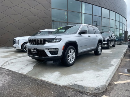 used 2023 Jeep Grand Cherokee car, priced at $40,996