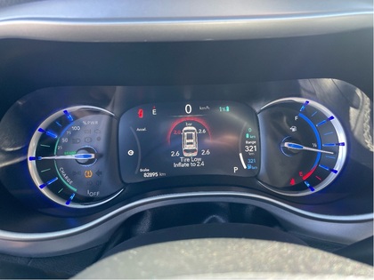 used 2022 Chrysler Pacifica Hybrid car, priced at $39,892