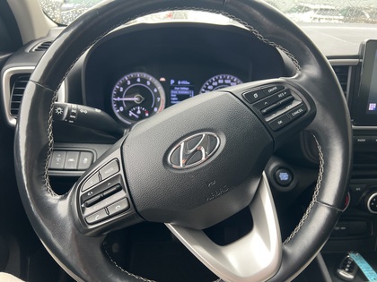used 2022 Hyundai Venue car, priced at $21,993