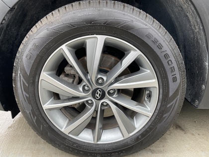 used 2020 Hyundai Santa Fe car, priced at $25,895