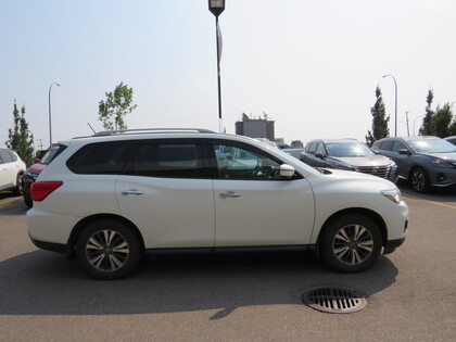 used 2017 Nissan Pathfinder car, priced at $12,899