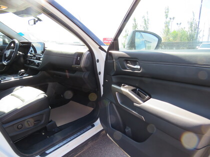 used 2024 Nissan Pathfinder car, priced at $53,995