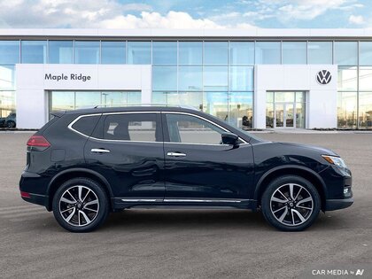 used 2020 Nissan Rogue car, priced at $24,264