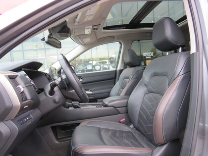 used 2022 Nissan Pathfinder car, priced at $41,350