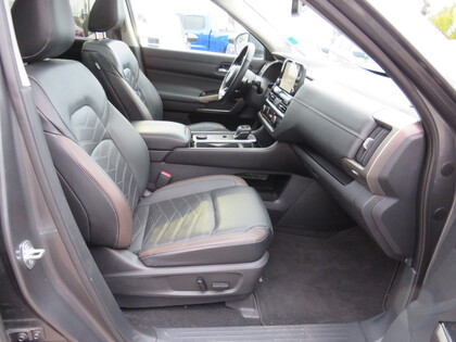 used 2022 Nissan Pathfinder car, priced at $41,350