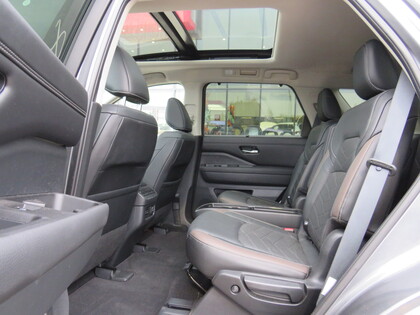 used 2022 Nissan Pathfinder car, priced at $41,350