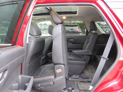 used 2022 Nissan Pathfinder car, priced at $44,500