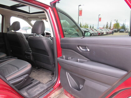 used 2022 Nissan Pathfinder car, priced at $44,500