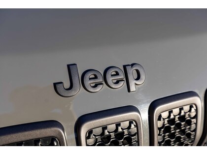 used 2022 Jeep Cherokee car, priced at $37,997