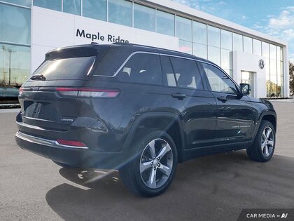 used 2022 Jeep Grand Cherokee car, priced at $43,786