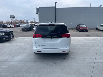 used 2022 Chrysler Grand Caravan car, priced at $32,999