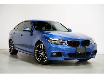 used 2018 BMW 3-Series car, priced at $31,900