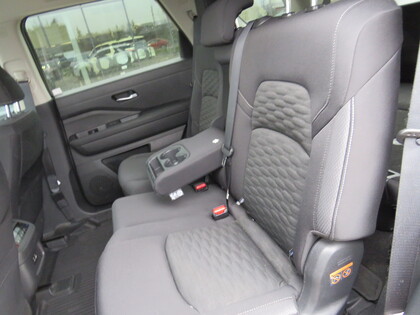 used 2022 Nissan Pathfinder car, priced at $37,888