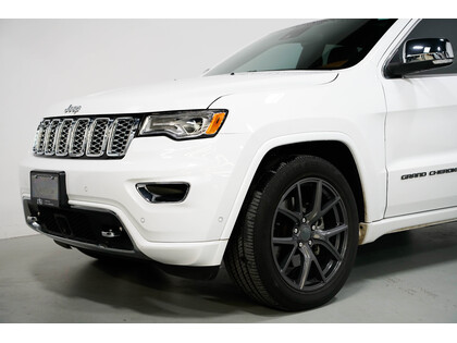 used 2021 Jeep Grand Cherokee car, priced at $43,900