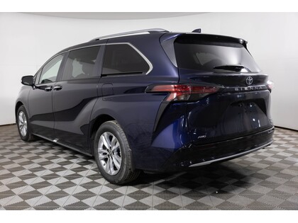 used 2024 Toyota Sienna car, priced at $76,998